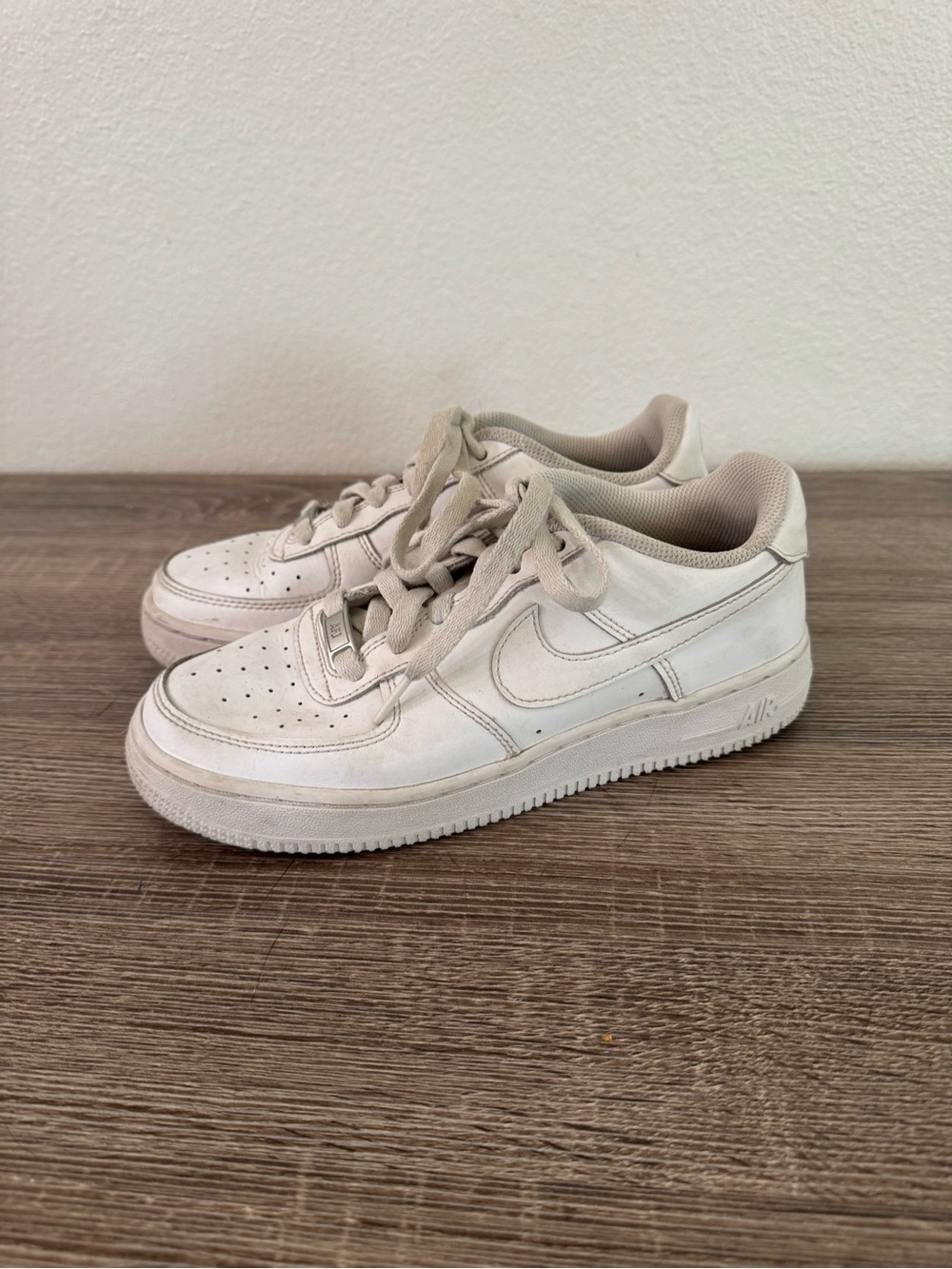 Nike Kids Air Force 1 Sneakers 5 Y